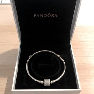Pandora Moments Sparkling pave Clasp Bracelet